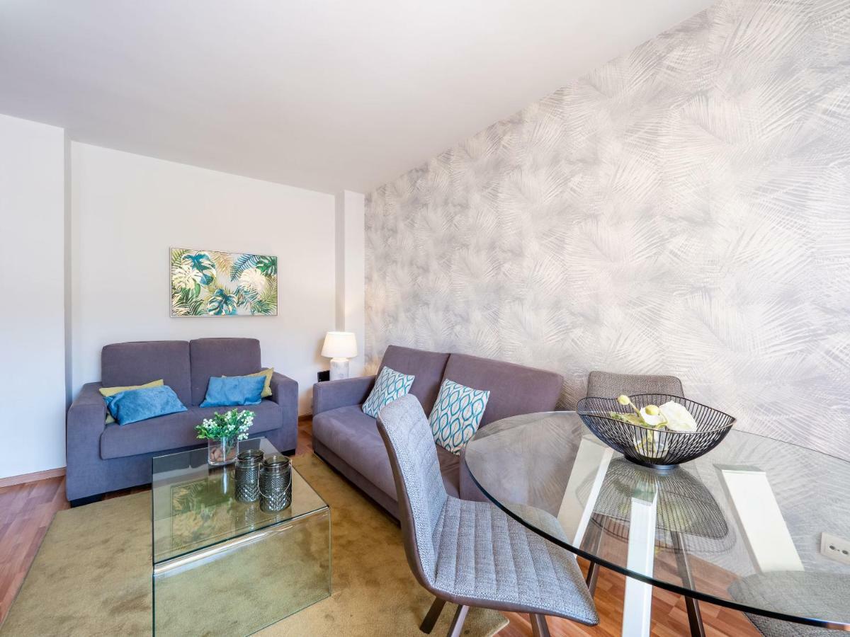 Malagueta Sunny Deluxe Apartment Malaga Bagian luar foto